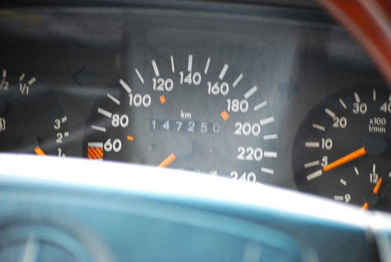 メルセデスベンツ Eクラス(ミディアム) 500E ﾎﾟﾙｼｪﾗｲﾝ　後期仕様 LTD仕様17ｲﾝﾁAW 黒革ｼｰﾄ ｻﾝﾙｰﾌ 4人乗り ﾅﾋﾞTV ｷｾﾉﾝ 左H