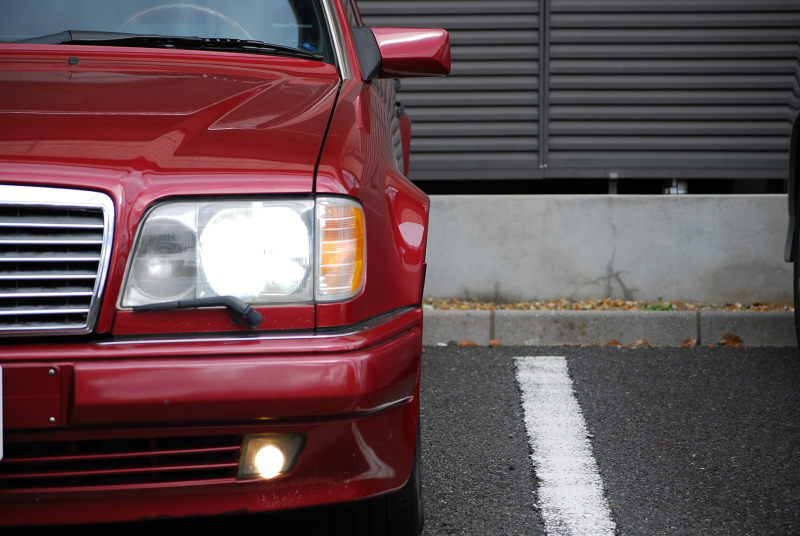 メルセデスベンツ Eクラス(ミディアム) 500E ﾎﾟﾙｼｪﾗｲﾝ　後期仕様 LTD仕様17ｲﾝﾁAW 黒革ｼｰﾄ ｻﾝﾙｰﾌ 4人乗り ﾅﾋﾞTV ｷｾﾉﾝ 左H