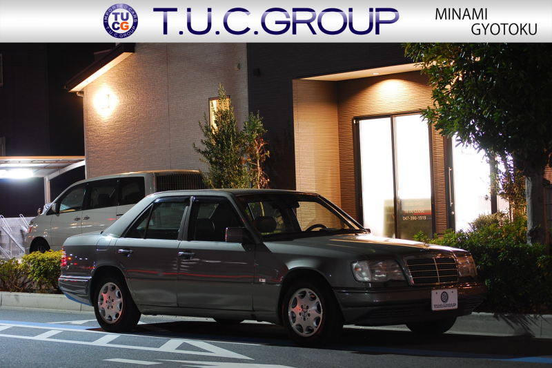 メルセデスベンツ Eクラス E400 正規ディーラー車 後期 左H 純正オーディオ ETC 純正AW 整備明細アリ