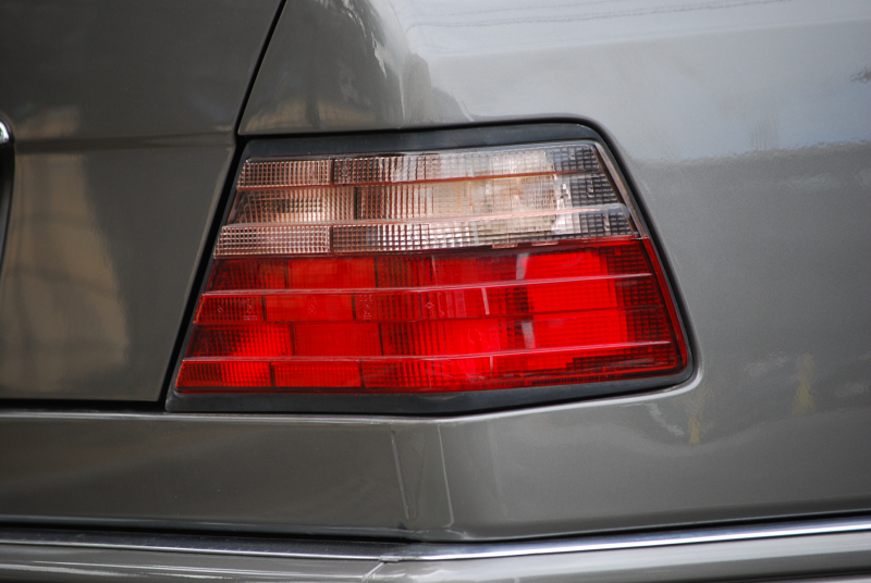 メルセデスベンツ Eクラス E400 正規ディーラー車 後期 左H 純正オーディオ ETC 純正AW 整備明細アリ