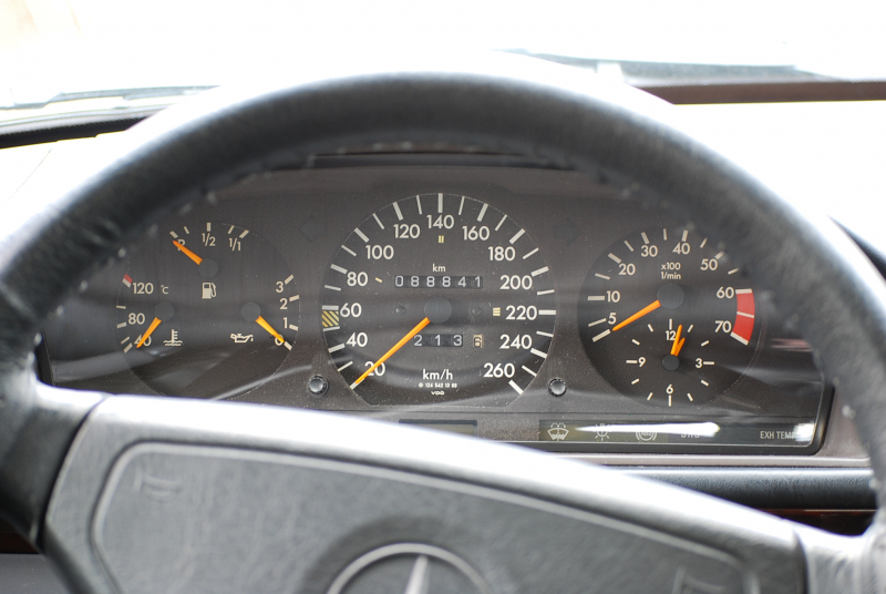 メルセデスベンツ Eクラス E400 正規ディーラー車 後期 左H 純正オーディオ ETC 純正AW 整備明細アリ