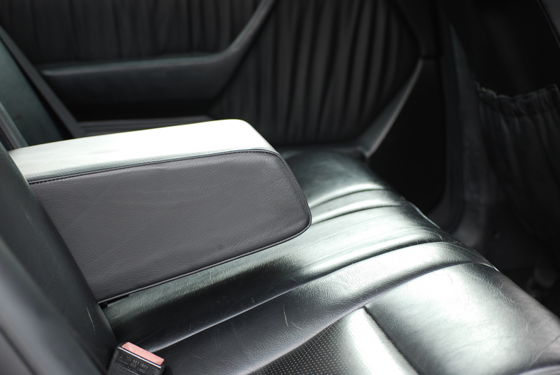 メルセデスベンツ Eクラス E400 正規ディーラー車 後期 左H 純正オーディオ ETC 純正AW 整備明細アリ