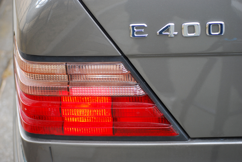 メルセデスベンツ Eクラス E400 正規ディーラー車 後期 左H 純正オーディオ ETC 純正AW 整備明細アリ