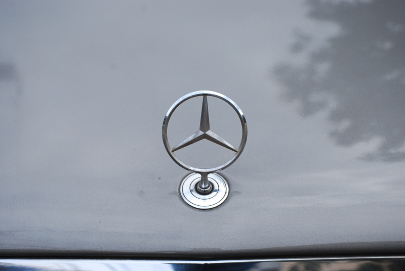 メルセデスベンツ Eクラス E400 正規ディーラー車 後期 左H 純正オーディオ ETC 純正AW 整備明細アリ