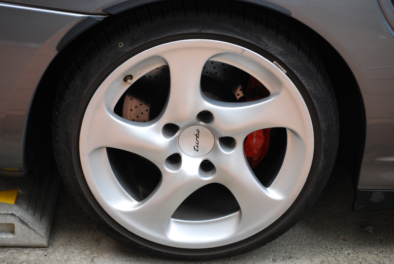 ポルシェ 911(Type996) ﾀｰﾎﾞ ﾃｨﾌﾟﾄﾛﾆｯｸS　正規ﾃﾞｨｰﾗｰ車 左H 黒革ｼｰﾄ ｽﾗｲﾃﾞｨﾝｸﾞﾙｰﾌ ﾅﾋﾞTV ｷｾﾉﾝﾗｲﾄ 純正18ｲﾝﾁﾀｰﾎﾞAW TIP