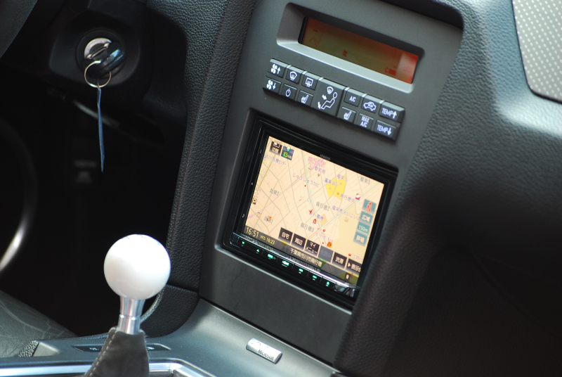 フォード マスタング ｼｪﾙﾋﾞｰGT500　ﾄﾚﾒｯｸ6速MT 2011年ﾓﾃﾞﾙ 黒×赤革専用ｽﾎﾟｰﾂｼｰﾄ ｾﾝﾀｰｽﾄﾗｲﾌﾟ ﾄﾗﾝｸｽﾎﾟｲﾗｰ 車高調 ﾅﾋﾞTV Bｶﾒﾗ WORK20AW bremboﾌﾞﾚｰｷ ｷｾﾉﾝ