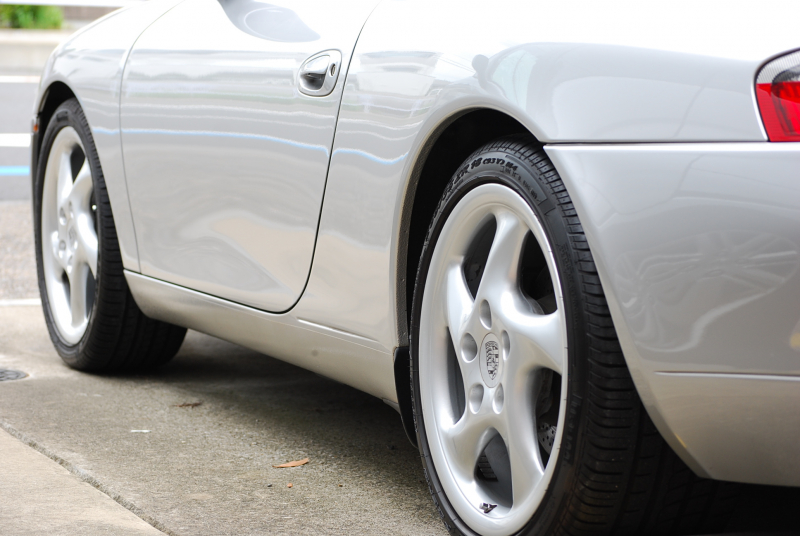 ポルシェ 911(Type996) ｶﾚﾗ ﾃｨﾌﾟﾄﾛﾆｯｸS　1ｵｰﾅｰ 正規ﾃﾞｨｰﾗｰ車 左H 黒革ｼｰﾄ ﾘｸﾗｲﾆﾝｸﾞﾊﾟﾜｰｼｰﾄ 純正ｵｰﾃﾞｨｵ ｷｾﾉﾝ 純正ﾀｰﾎﾞﾙｯｸ18AW 記録/車載品多数