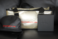 ポルシェ 911(Type996) ｶﾚﾗ ﾃｨﾌﾟﾄﾛﾆｯｸS　1ｵｰﾅｰ 正規ﾃﾞｨｰﾗｰ車 左H 黒革ｼｰﾄ ﾘｸﾗｲﾆﾝｸﾞﾊﾟﾜｰｼｰﾄ 純正ｵｰﾃﾞｨｵ ｷｾﾉﾝ 純正ﾀｰﾎﾞﾙｯｸ18AW 記録/車載品多数